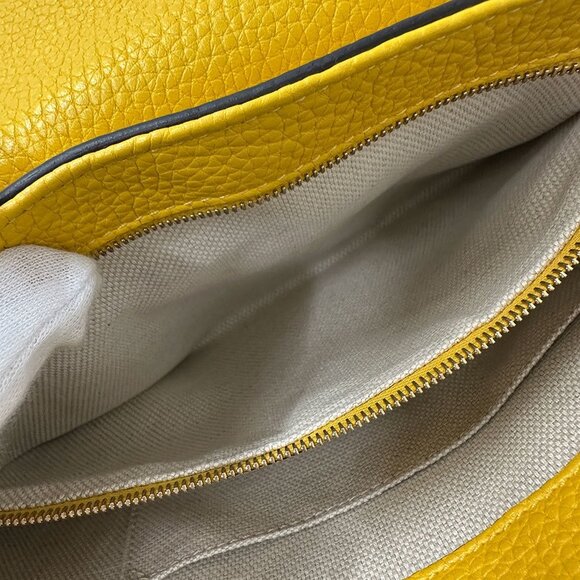 GUCCI Yellow Leather Shoulder Bag - Picture 14 of 14